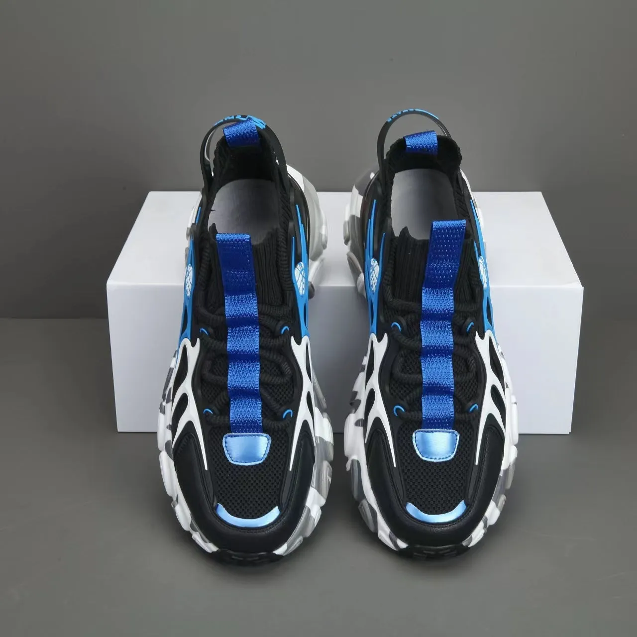 Aule Crocodile Fire Sneakers