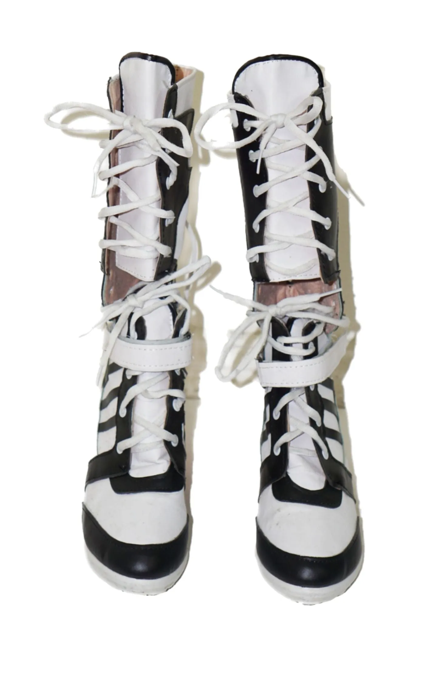 Baseball Style Heeled Lace Up Boots