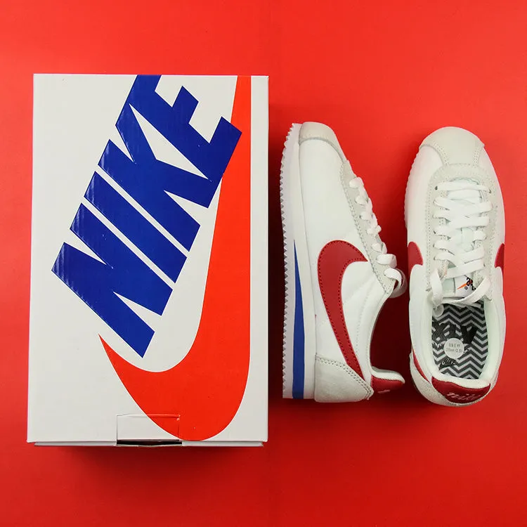 CE - NKE A generation of classic white and red
