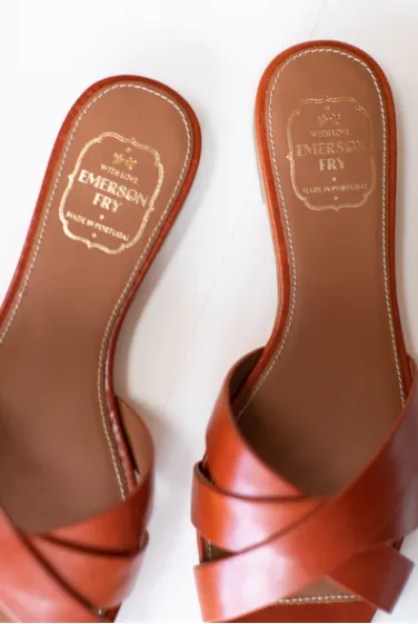 Fortuna Slide Almond