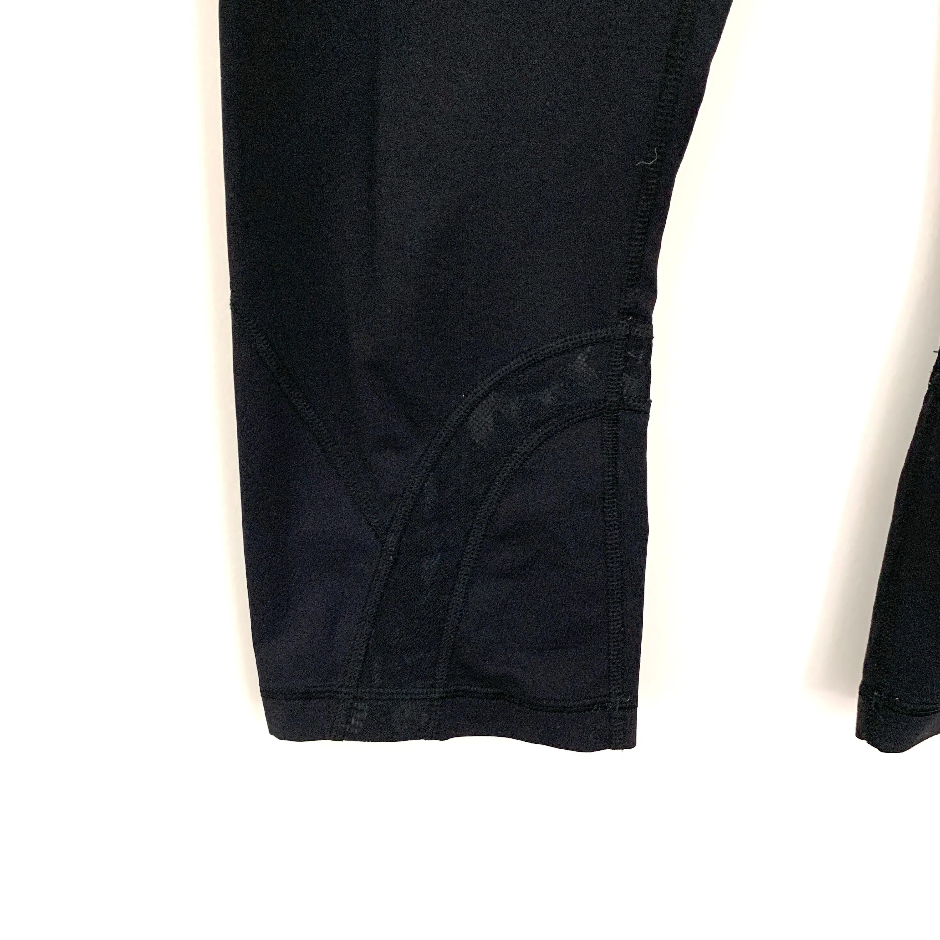Lululemon Black Crop Pants- Size 12 (see notes)