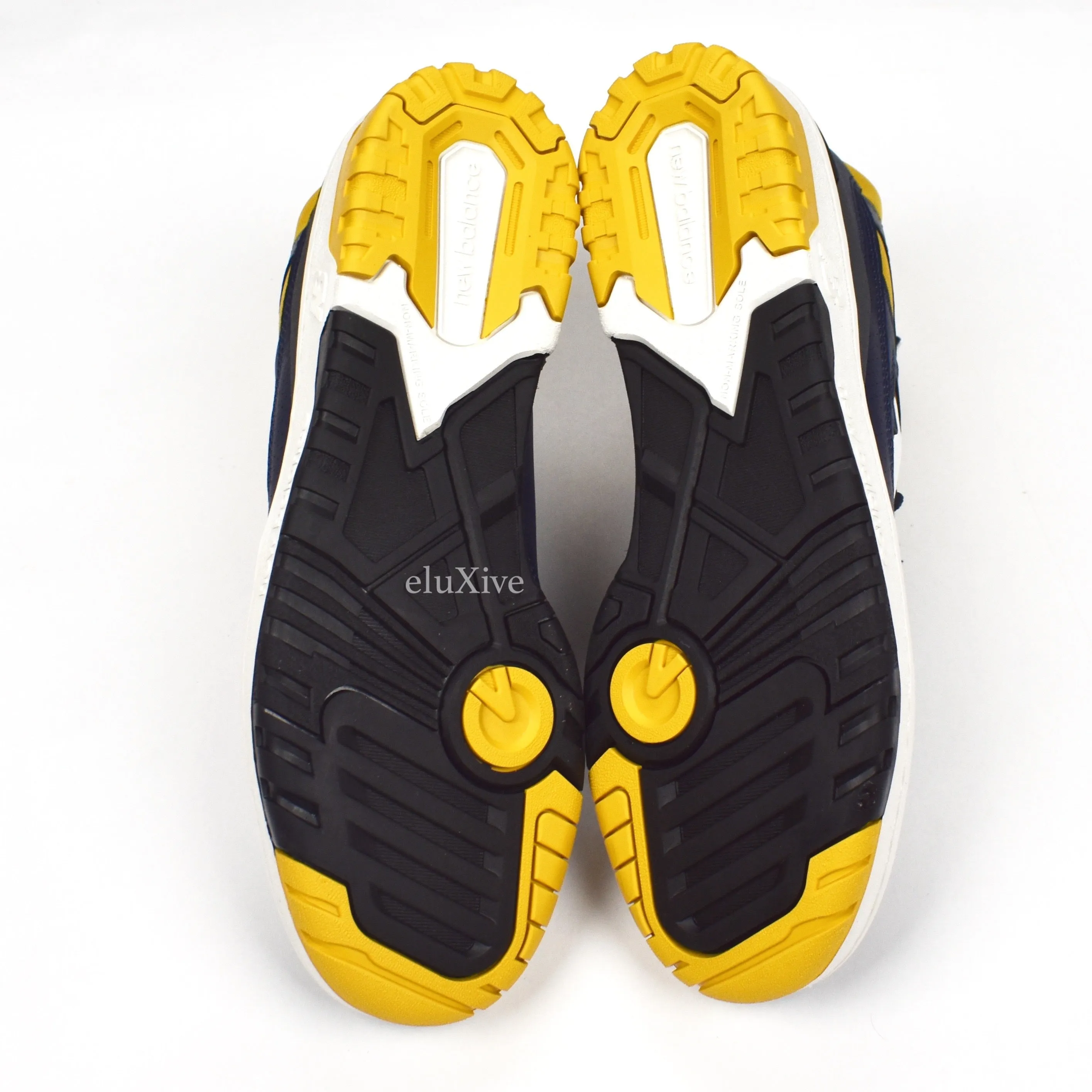 New Balance - 550 Basketball Sneakers (Navy/Yellow)