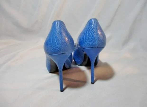 NEW PIERRE HARDY OSTRICH LEATHER Pump Shoe BLUE 37 6.5 NWT Womens NIB