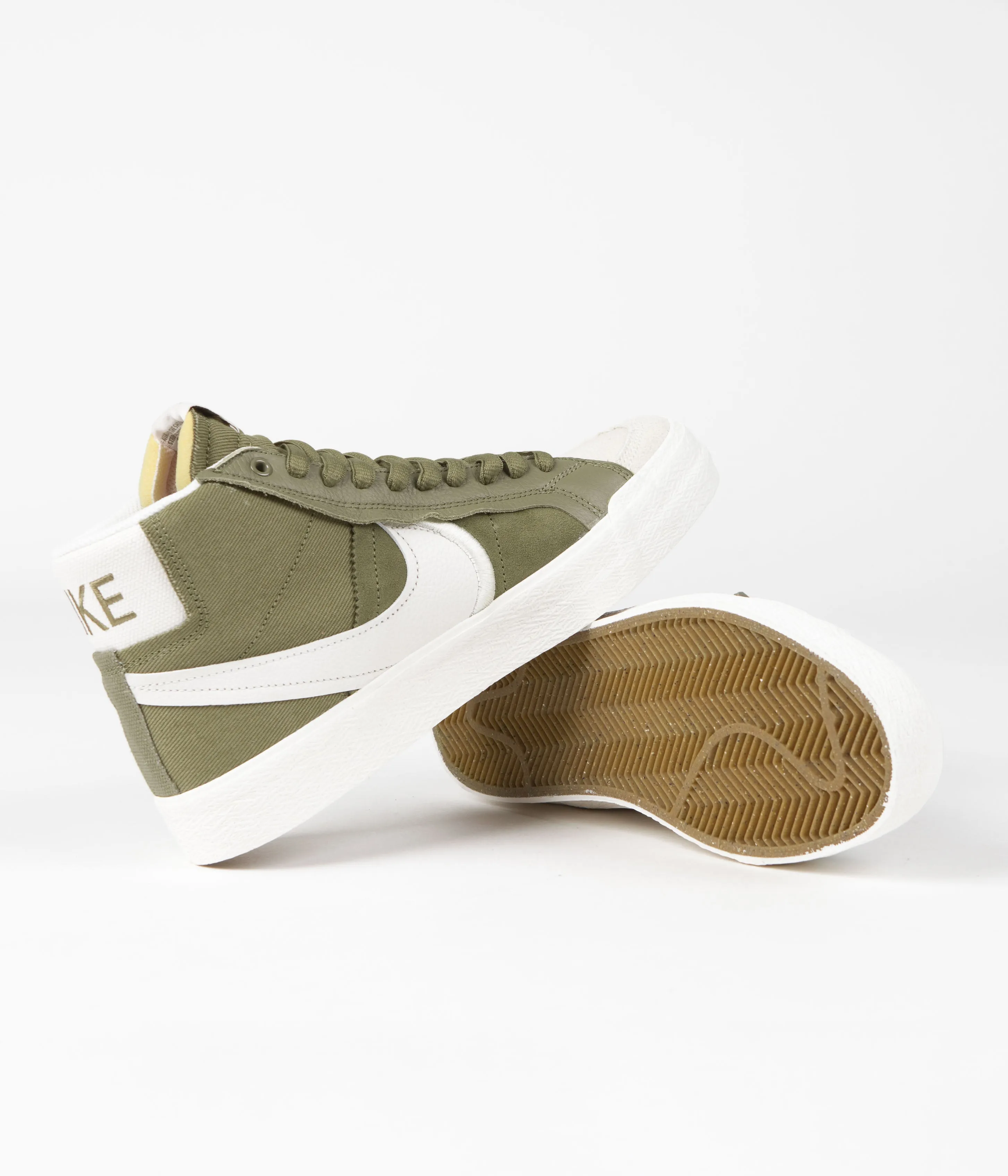Nike SB Blazer Mid Premium Plus Shoes - Pilgrim / Phantom