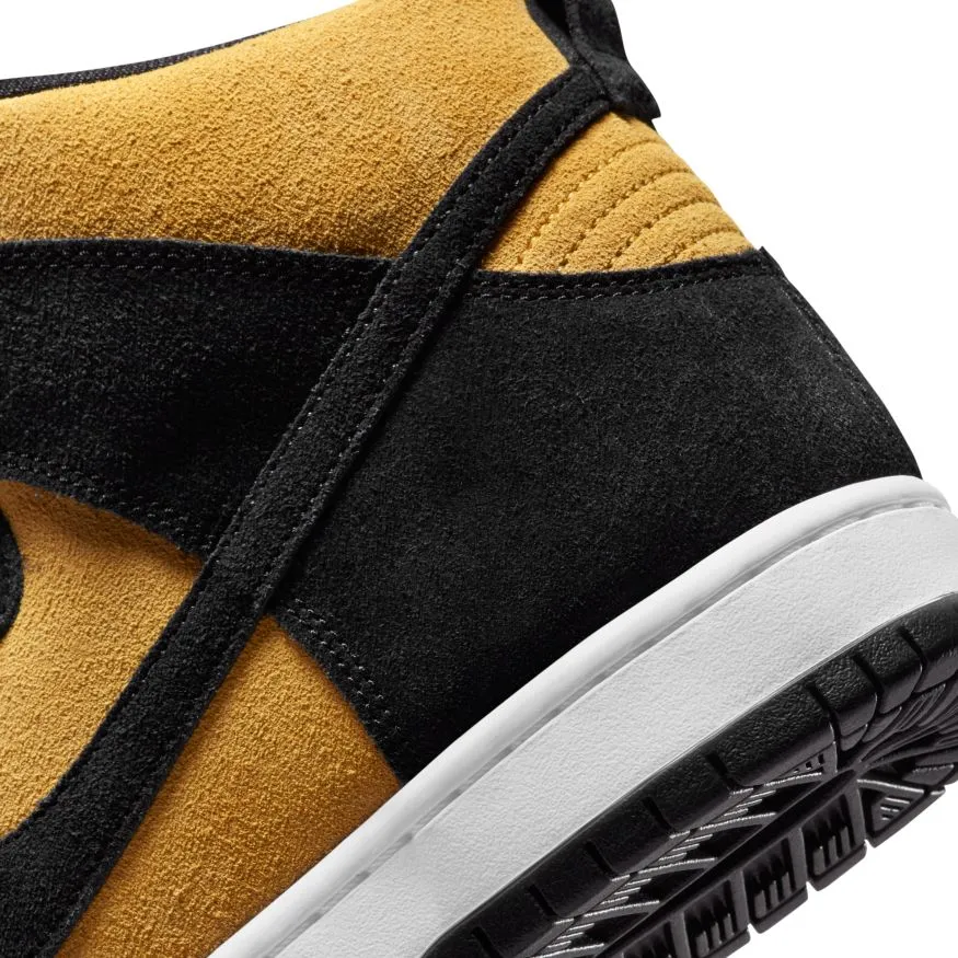 Nike SB Dunk High Pro Skateboard Shoes - Black/Black-Varsity Maize-White