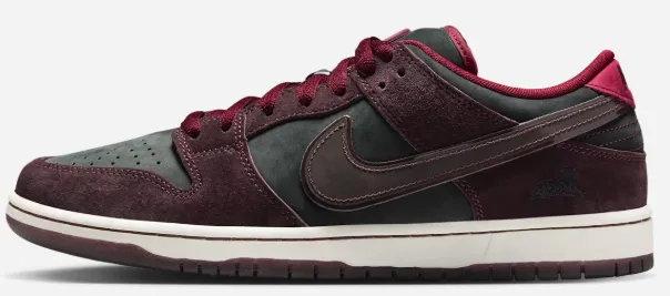 Nike SB - Dunk Low Pro QS Shoes | Mahogany Beetroot (Riot Skateshop)