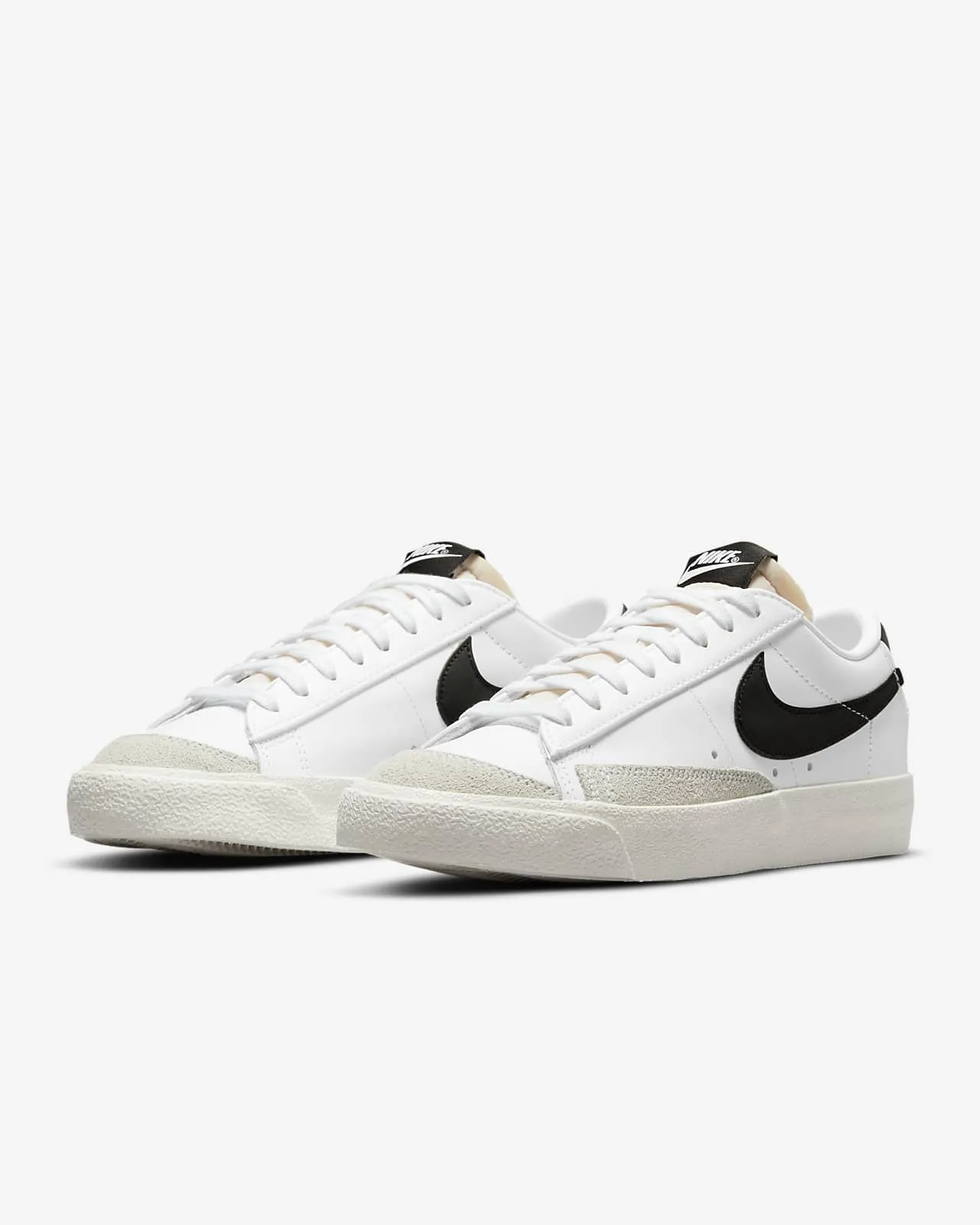 Nike Women's Blazer Low 77 White/Black-Sail