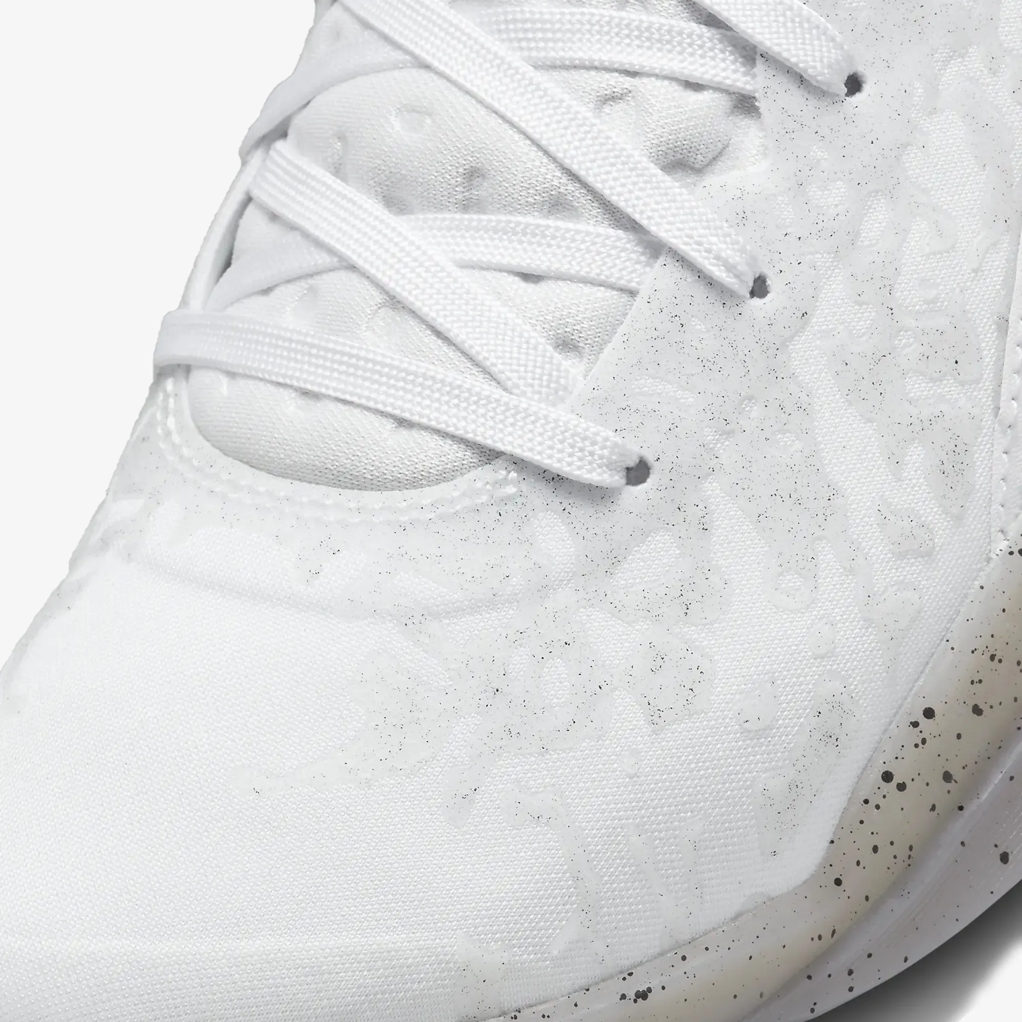 Nike | ZION 3 PF  { WHITE/UNIVERSITY RED-CEMENT GREY