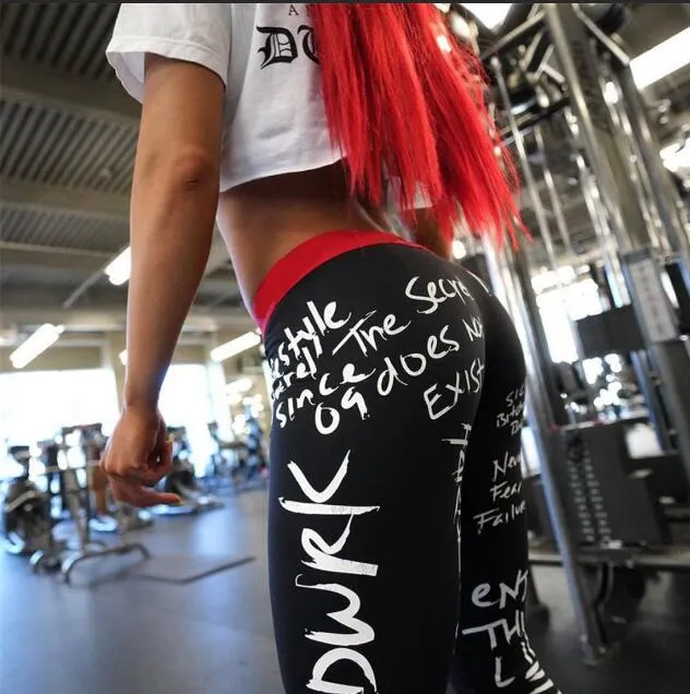 QICKITOUT  Women's Workout Fitness Active Wear Leggings in Handwritten Print