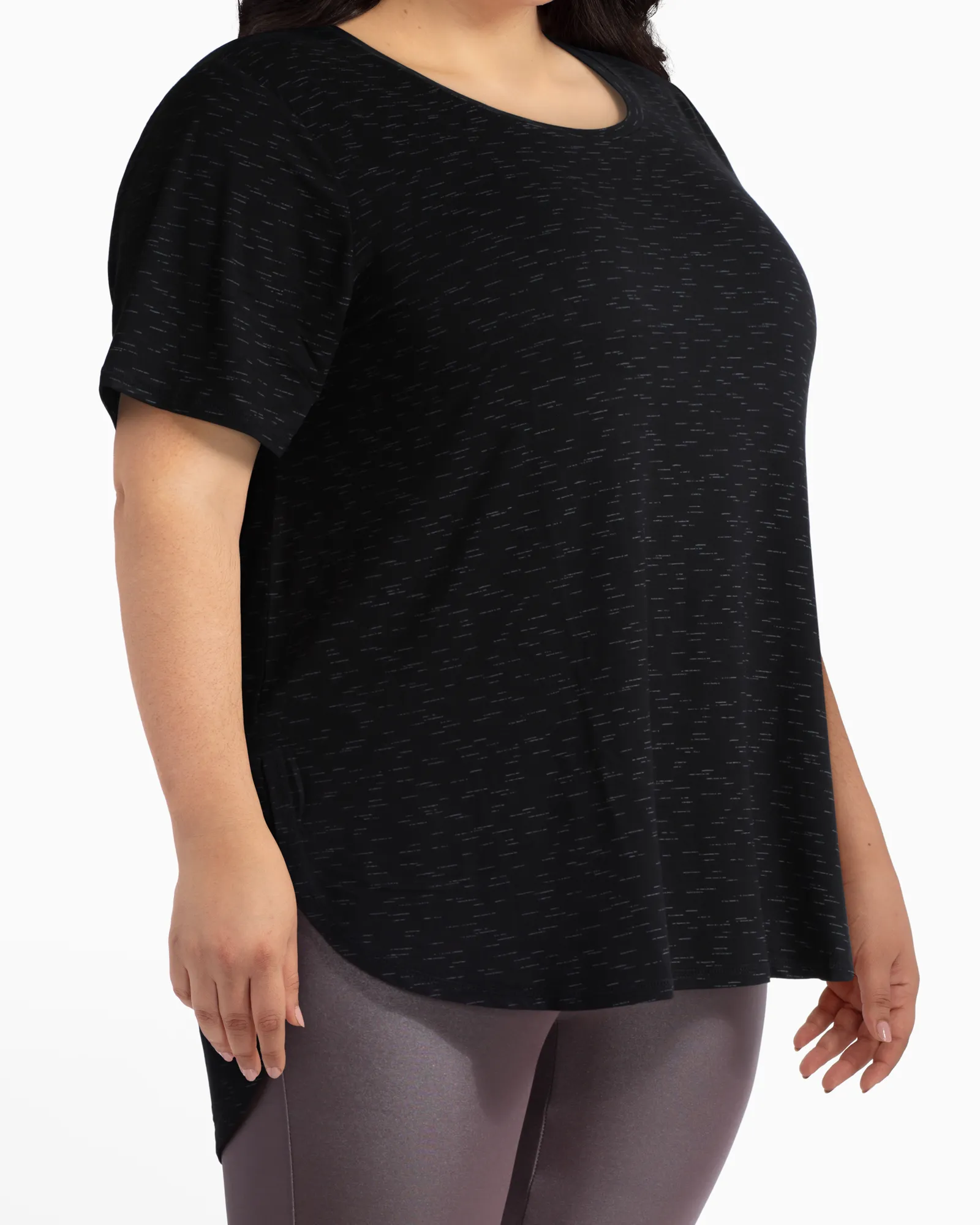 Rosebud Casual High-Low Tee | Black