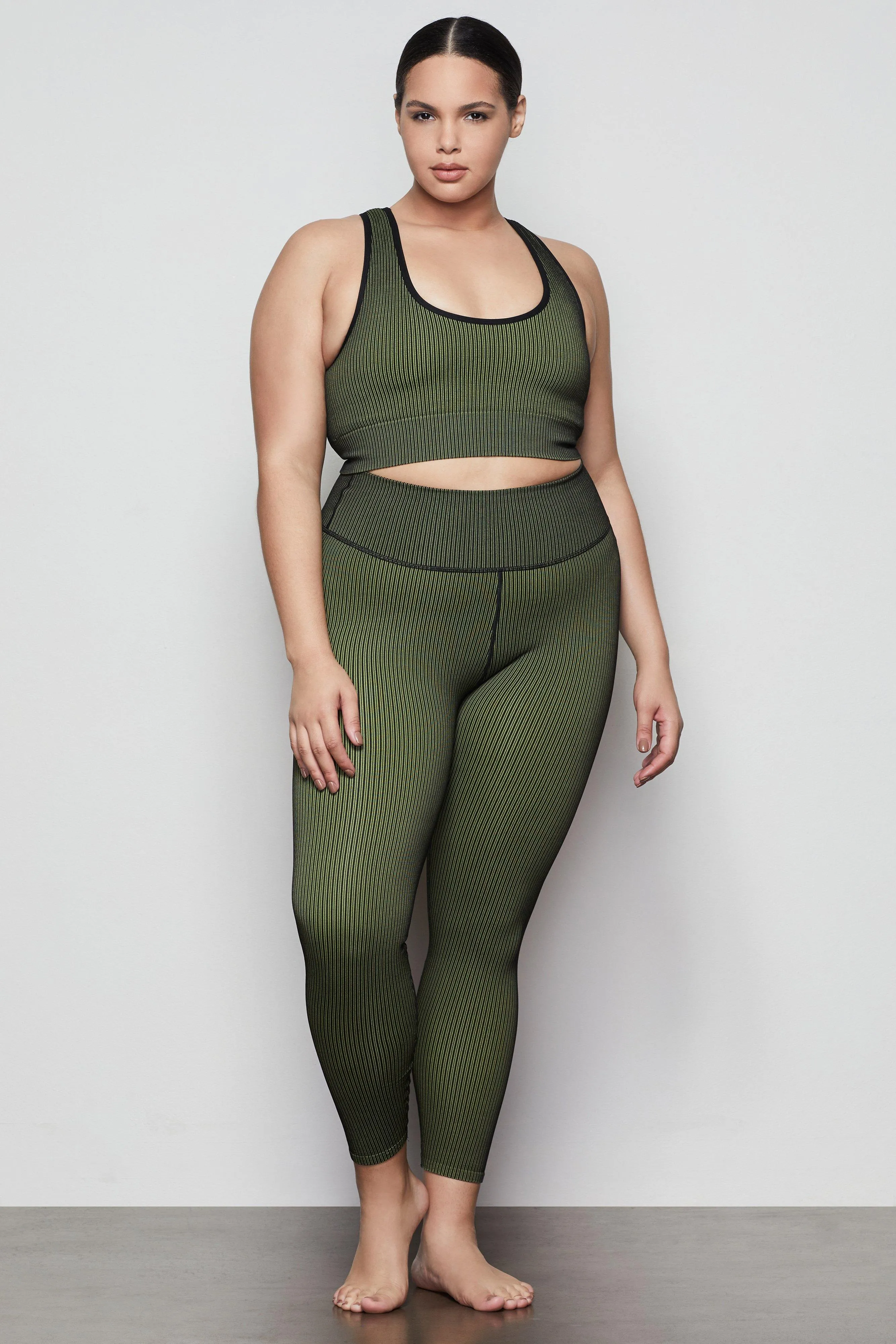 THE SEAMLESS RIBBED LEGGING | SUN BEAM002