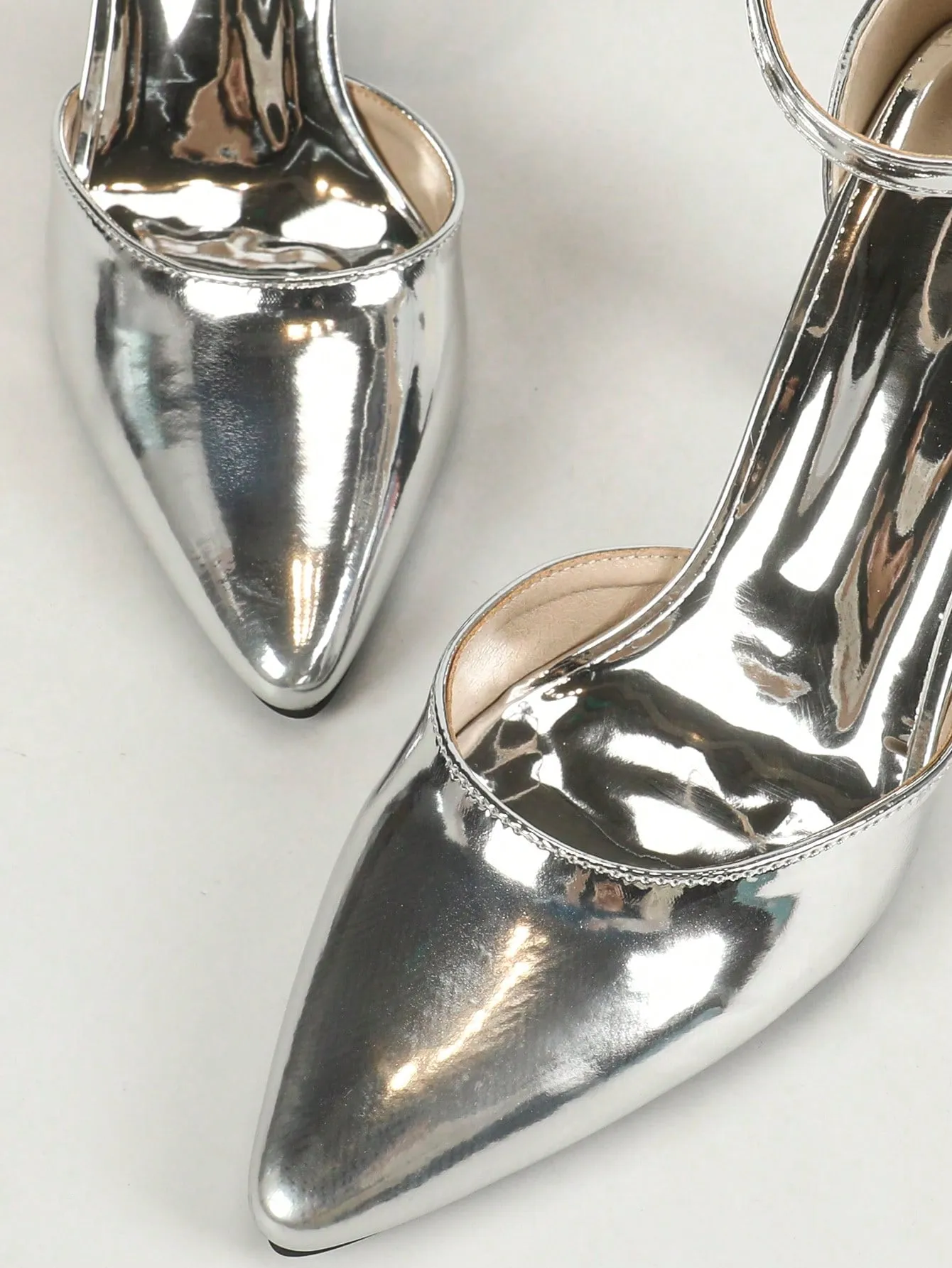 Wide Fit Plus Size Silver Patent Leather High-Heeled Sandals With Hollow Out Pointed Toe, Thick Heel, One-Strap Buckle, Sexy And Elegant Summer Shoes For Women